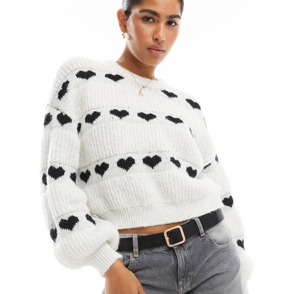 PIECES Heart Knit Sweater